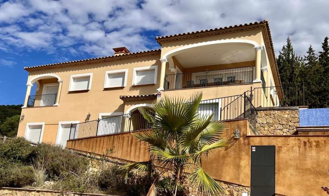 卡隆赫Casa Mas Ambros Con Piscina Desbordante别墅 外观 照片