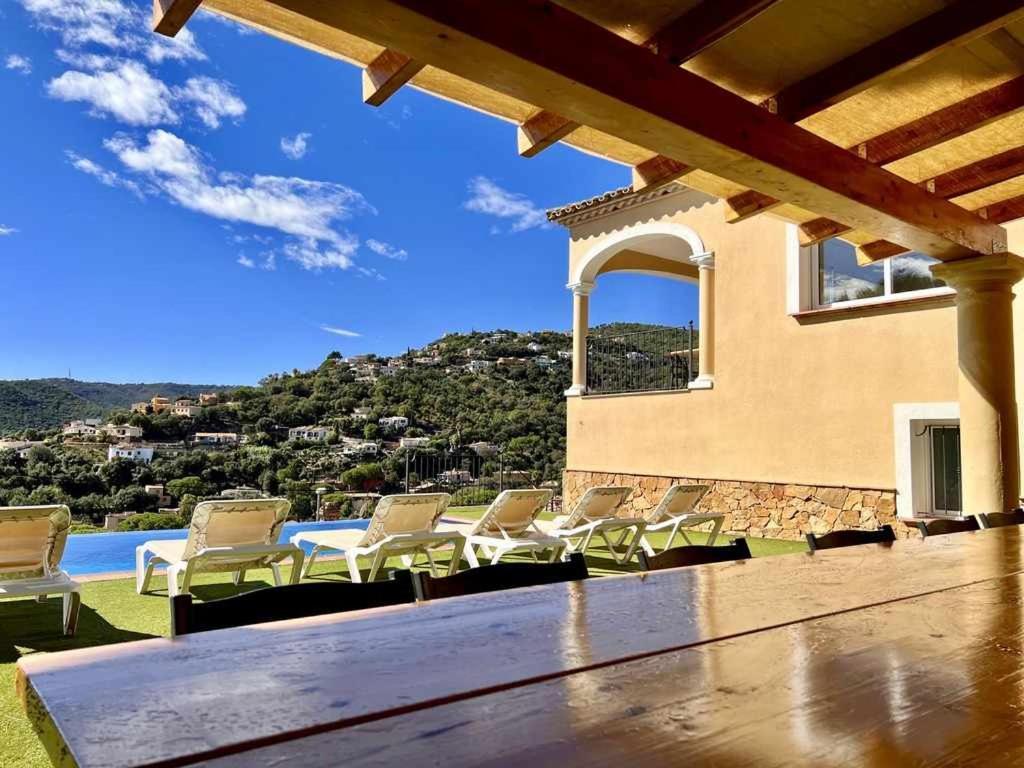 卡隆赫Casa Mas Ambros Con Piscina Desbordante别墅 外观 照片