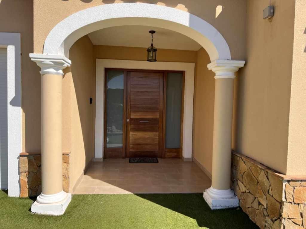 卡隆赫Casa Mas Ambros Con Piscina Desbordante别墅 外观 照片