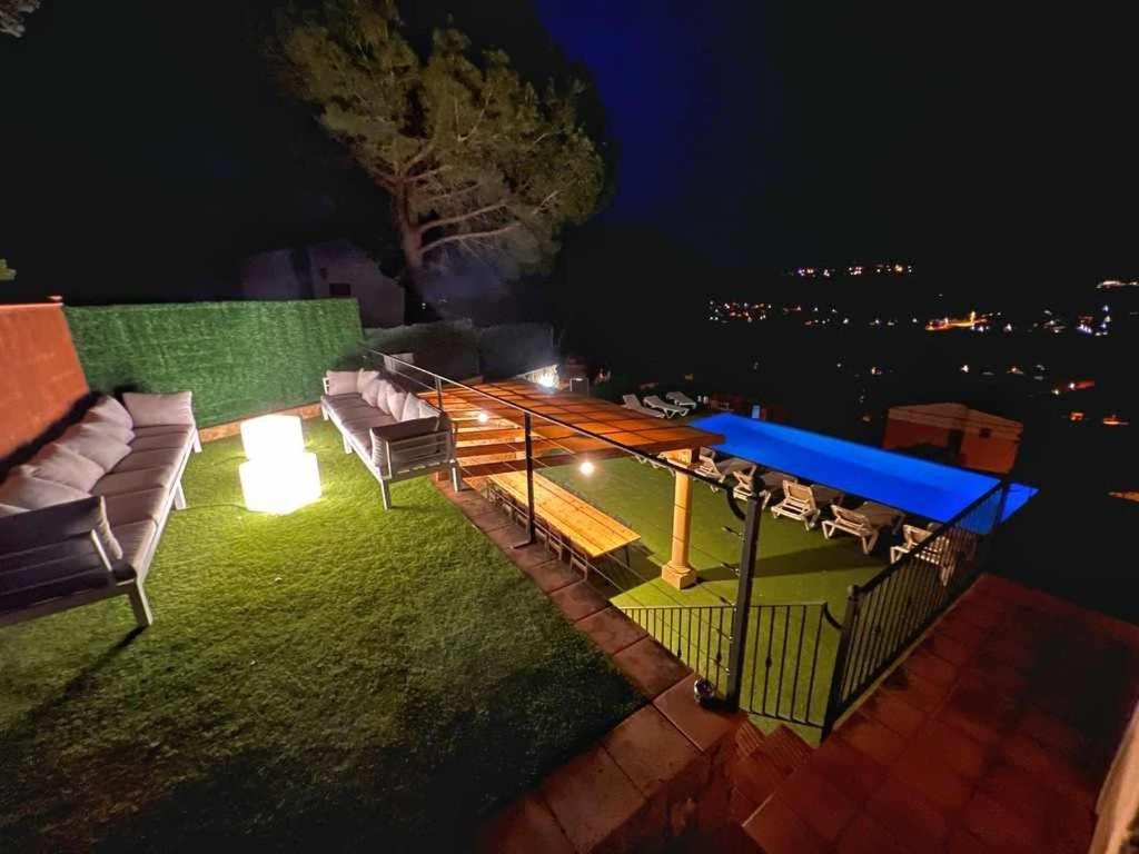 卡隆赫Casa Mas Ambros Con Piscina Desbordante别墅 外观 照片